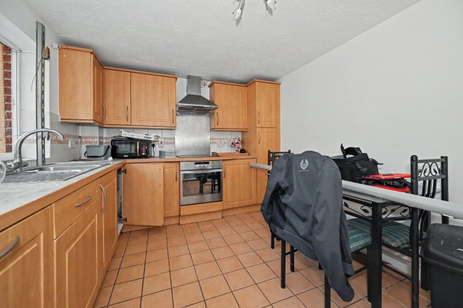 Flat 1 Kings Oak Court, RG1 4PX 1
