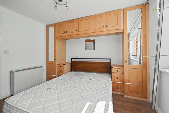 Flat 1 Kings Oak Court, RG1 4PX 1