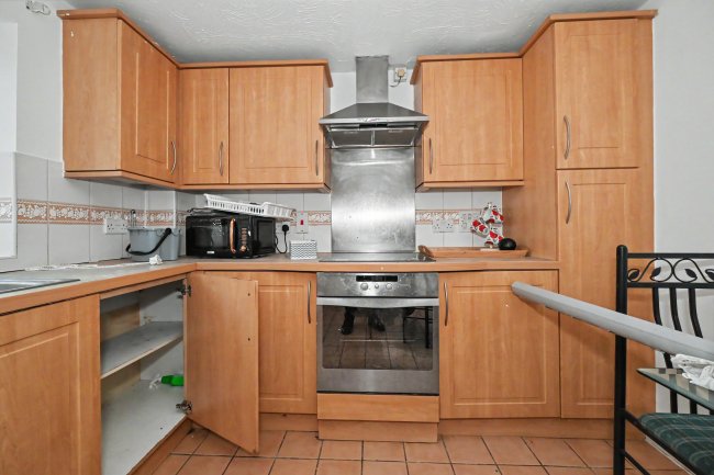 Flat 1 Kings Oak Court, RG1 4PX 1