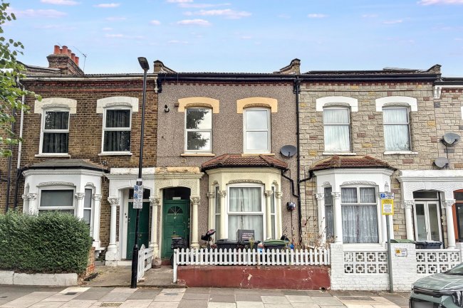 15b The Avenue, Tottenham, London, N17 6TB 7