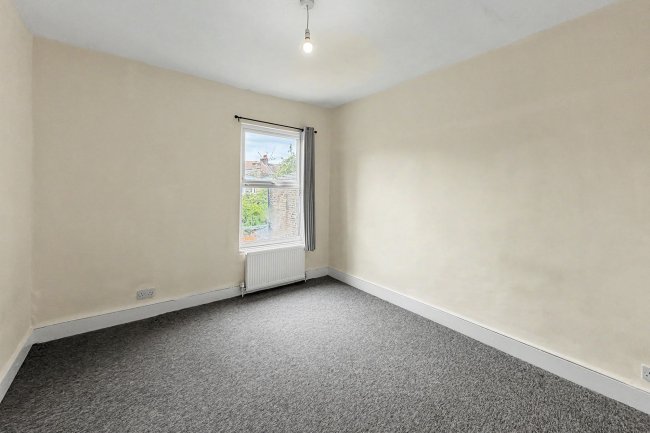 15b The Avenue, Tottenham, London, N17 6TB 7