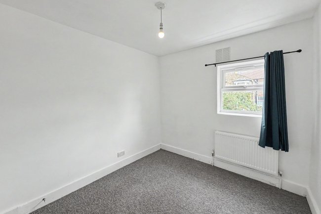 15b The Avenue, Tottenham, London, N17 6TB 7