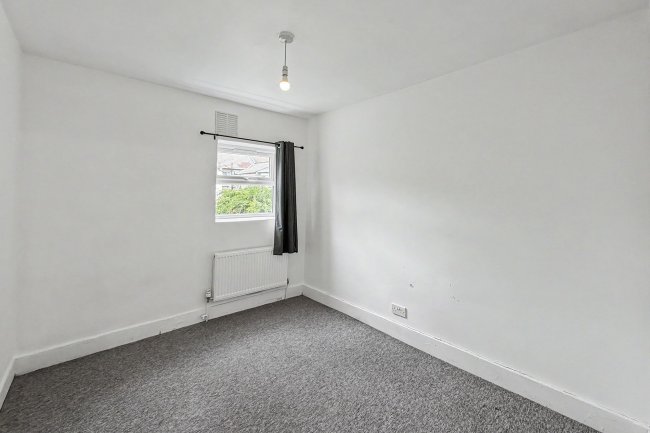 15b The Avenue, Tottenham, London, N17 6TB 7