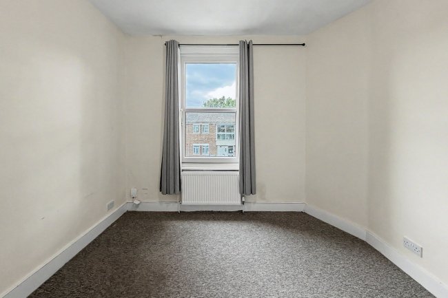 15b The Avenue, Tottenham, London, N17 6TB 7