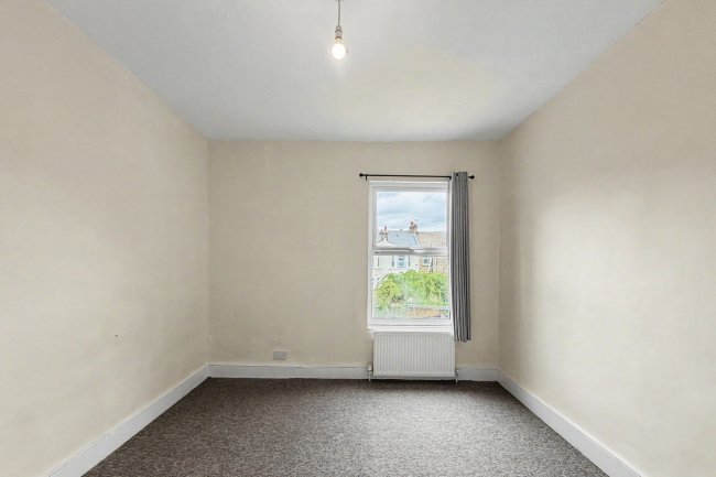 15b The Avenue, Tottenham, London, N17 6TB 7