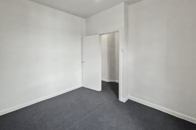 34a Ulverscroft Road, London, SE22 9HG 3