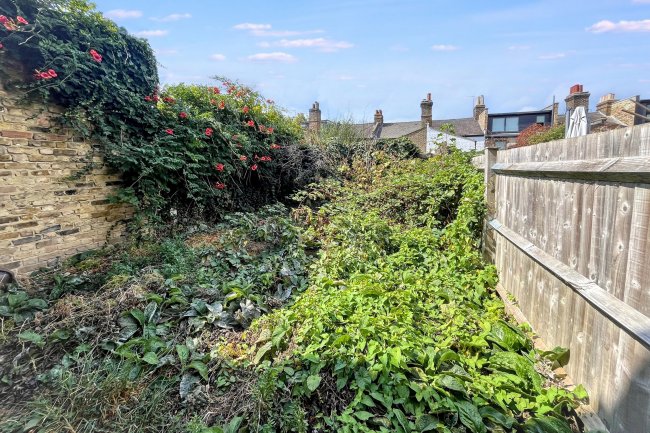 34a Ulverscroft Road, London, SE22 9HG 3