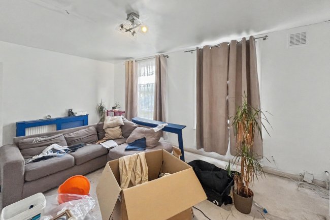 9B Fenwick Road, Peckham, London SE15 4HS 8