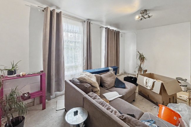 9B Fenwick Road, Peckham, London SE15 4HS 8
