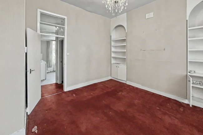 60A Asylum Road, London SE15 2LW 4