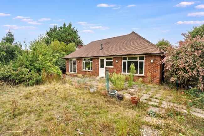 2 Brambledown Road, South Croydon, Surrey, CR2 0BL 9