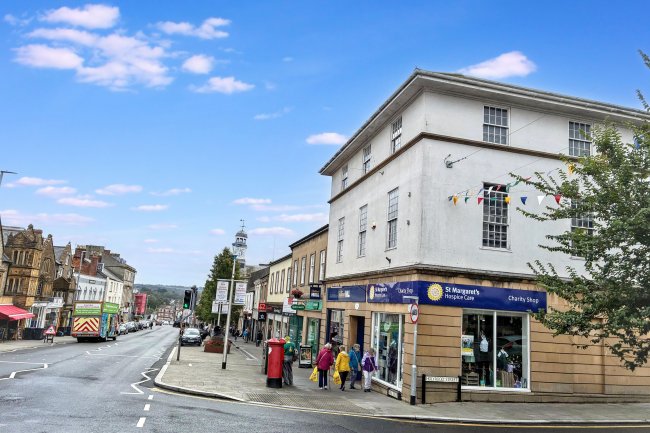 Buck House, Fore Street, Chard, Somerset, TA20 1PH 9
