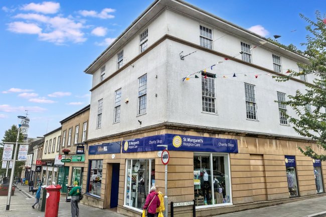 Buck House, Fore Street, Chard, Somerset, TA20 1PH 9