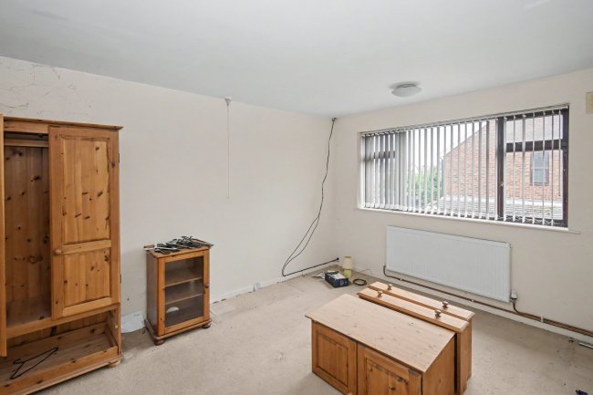3 Chace Avenue, Coventry, West Midlands, CV3 3AD 8