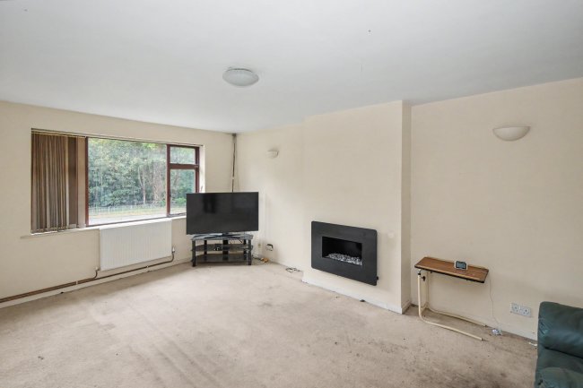 3 Chace Avenue, Coventry, West Midlands, CV3 3AD 8