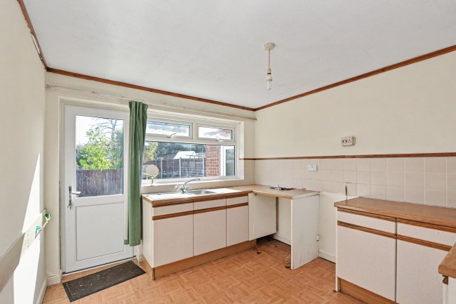 21 Sandown Road, Ipswich, Suffolk, IP1 6RE 9
