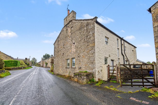 Cross Keys House, Settle, North Yorkshire, BD24 0LA 1