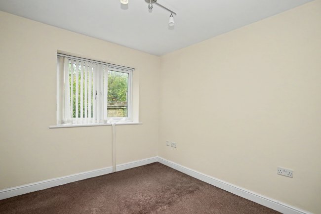 17 North Park, King Cross Street, Halifax, West Yorkshire, HX1 2HH 1