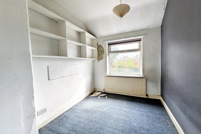 10 Balfour Road, Doncaster, South Yorkshire, DN5 0NN 1