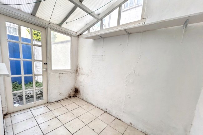 6 Admiralty Road, Great Yarmouth, Norfolk, NR30 3DG 6