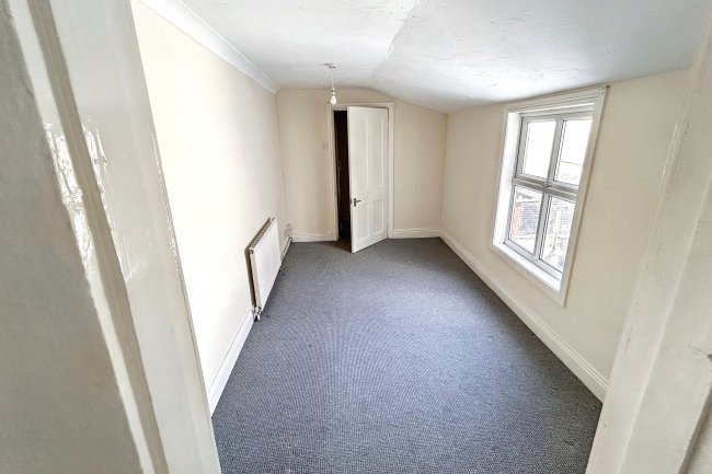 6 Admiralty Road, Great Yarmouth, Norfolk, NR30 3DG 6