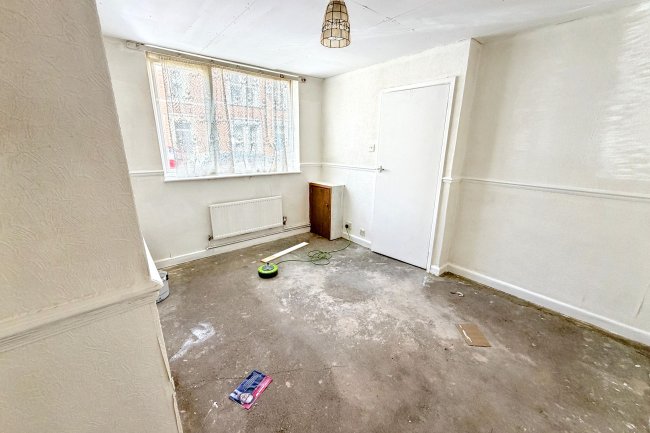 60 Priory Road, Shirehampton, Bristol, BS11 9TD 10