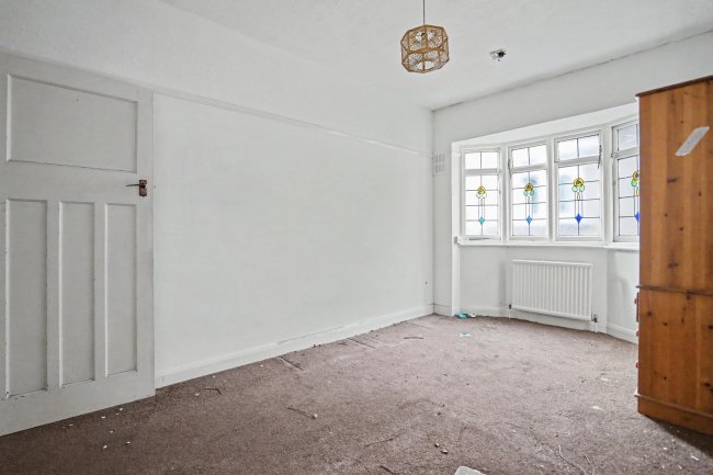 340A Godstone Road, Whyteleafe, Surrey CR3 0BA 1