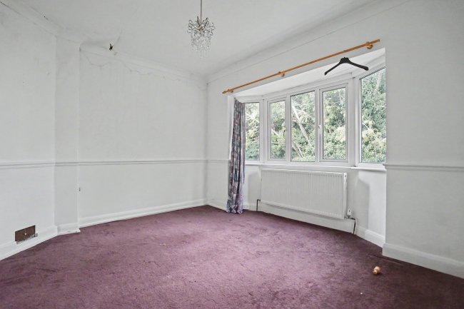 340A Godstone Road, Whyteleafe, Surrey CR3 0BA 1