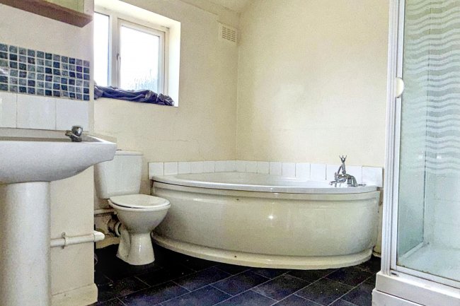 19 Derwent Gardens, Goldthorpe, South Yorkshire, S63 9PA 9