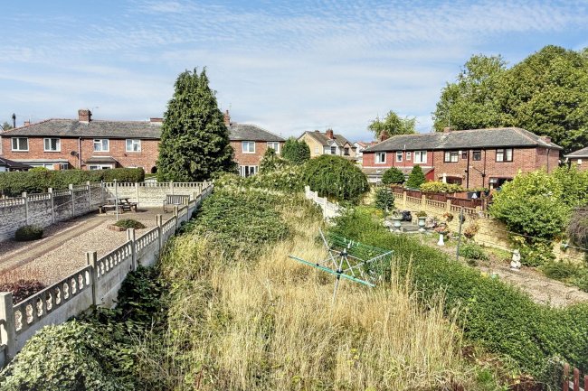 19 Derwent Gardens, Goldthorpe, South Yorkshire, S63 9PA 9