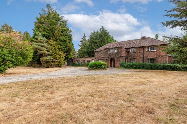 Ladds House, Old Otford Road, Sevenoaks, Kent, TN14 5EZ 6