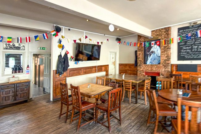 The Talbot, 109 Mortimer Road, London N1 4JY 3