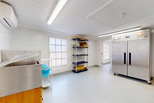 Hungry Guest Butchers, Lombards, Lombard Street, Petworth, GU28 0AG 6