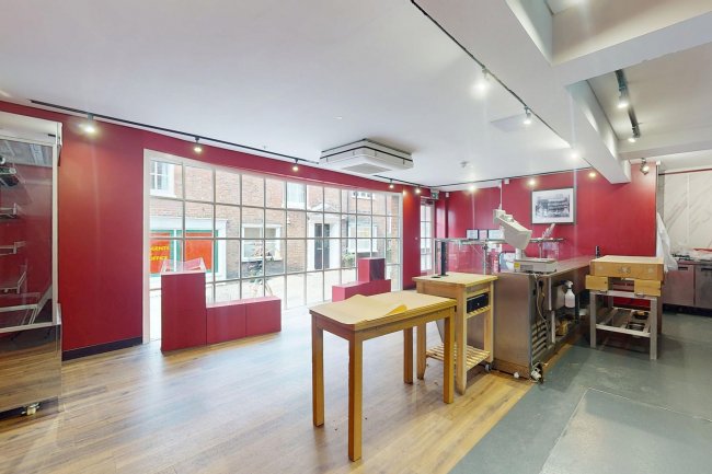Hungry Guest Butchers, Lombards, Lombard Street, Petworth, GU28 0AG 6