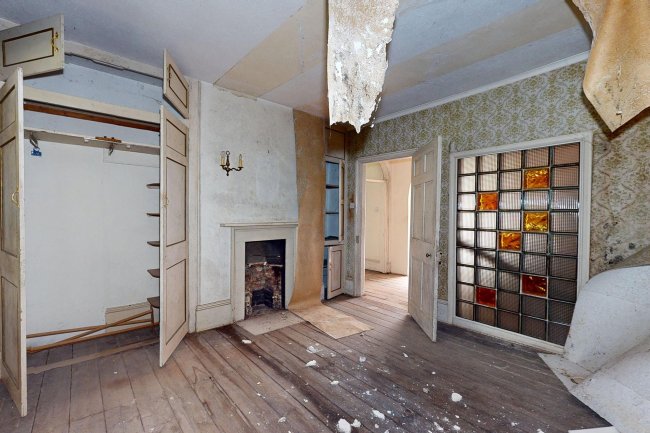 Wedgewood House, Angel Street, Petworth, GU28 0BG 2