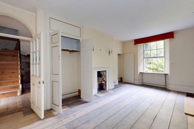 Wedgewood House, Angel Street, Petworth, GU28 0BG 2