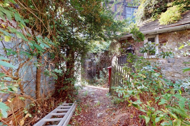 Wedgewood House, Angel Street, Petworth, GU28 0BG 2