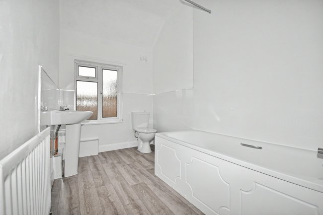 35 Powell Street, Selby, North Yorkshire, YO8 4BX 2