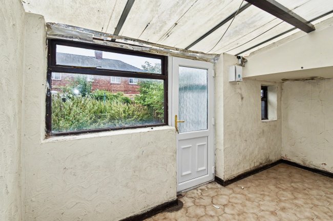 35 Powell Street, Selby, North Yorkshire, YO8 4BX 2