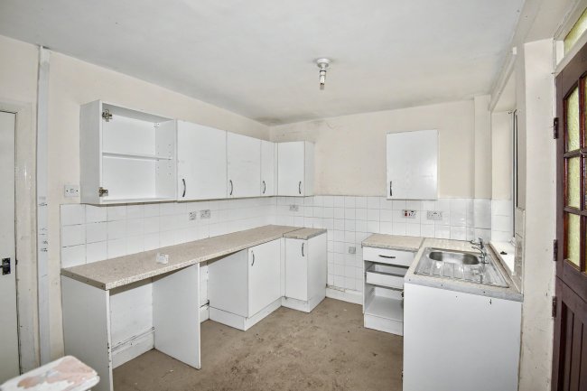 35 Powell Street, Selby, North Yorkshire, YO8 4BX 2