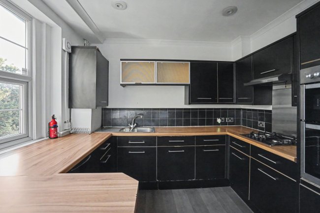 366C New Cross Road, New Cross, London SE14 6AG 8