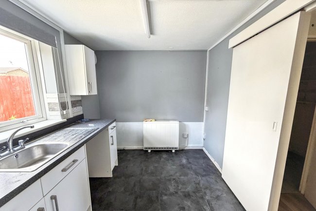 Flat 45 Pound Close, Lyneham, Chippenham, Wiltshire, SN15 4PJ 1