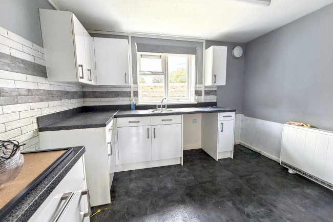 Flat 45 Pound Close, Lyneham, Chippenham, Wiltshire, SN15 4PJ 1