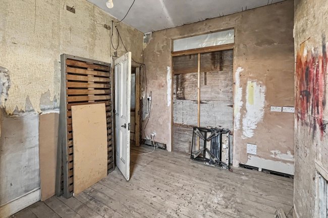 36 Stansfield Road, Lambeth, London SW9 9RZ 8