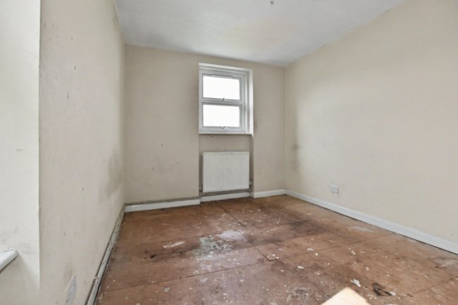 65 Southwell Road, Loughborough Junction, London SE5 9PF 2