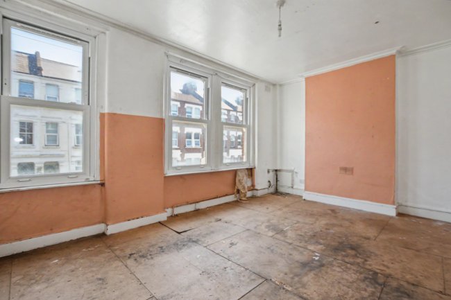65 Southwell Road, Loughborough Junction, London SE5 9PF 2
