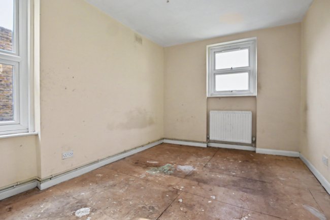 65 Southwell Road, Loughborough Junction, London SE5 9PF 2