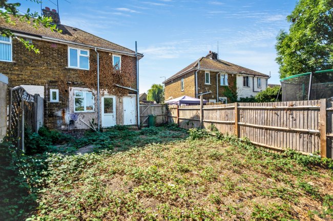 3 Jubilee Crescent, Queenborough, Kent, ME11 5ER 10