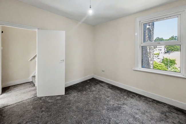 29B Anerley Grove, Anerley, London, SE19 2HS 9