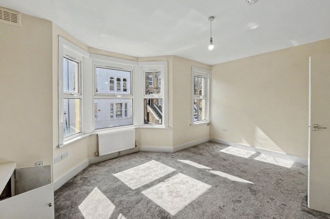 29B Anerley Grove, Anerley, London, SE19 2HS 9